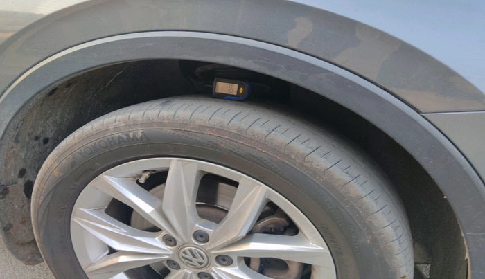 2019 Volkswagen TIGUAN ALL SPACE 2.0 TSI, Petrol, Automatic, 68,544 km, tyre