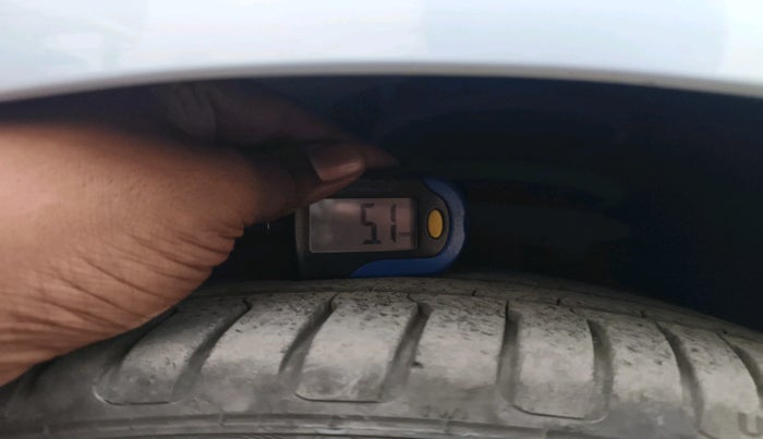 2014 BMW 3 Series 320D GT LUXURY LINE, Diesel, Automatic, 1,10,124 km, tyre