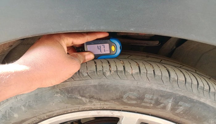 2024 Renault TRIBER RXZ, Petrol, Manual, 13,429 km, tyre