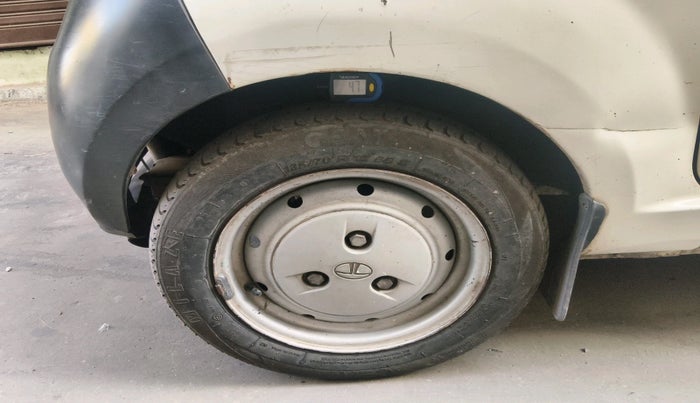 2012 Tata Nano CX, Petrol, Manual, 41,528 km, tyre