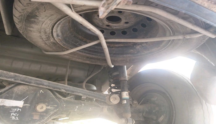 2023 Maruti Eeco 5 STR AC CNG, CNG, Manual, 42,790 km, tyre