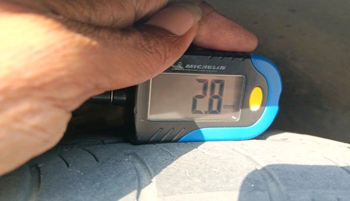 2018 Skoda Rapid AMBITION 1.5 TDI, Diesel, Manual, 1,33,222 km, tyre