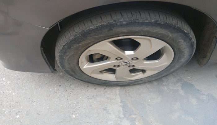 2016 Honda City 1.5L I-VTEC VX (O) MT, Petrol, Manual, 84,970 km, tyre