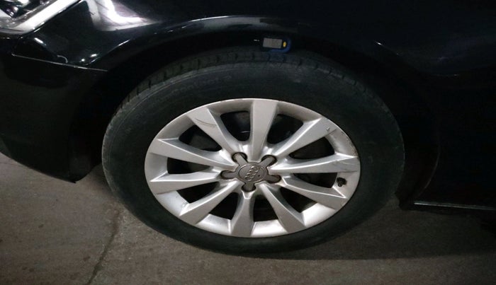 2014 Audi A6 35 TDI PREMIUM PLUS, Diesel, Manual, 74,826 km, tyre