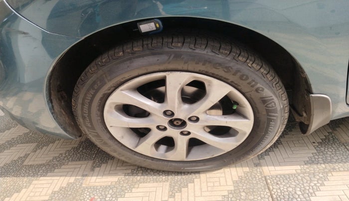 2015 Nissan Micra XV CVT, Petrol, Automatic, 40,147 km, tyre