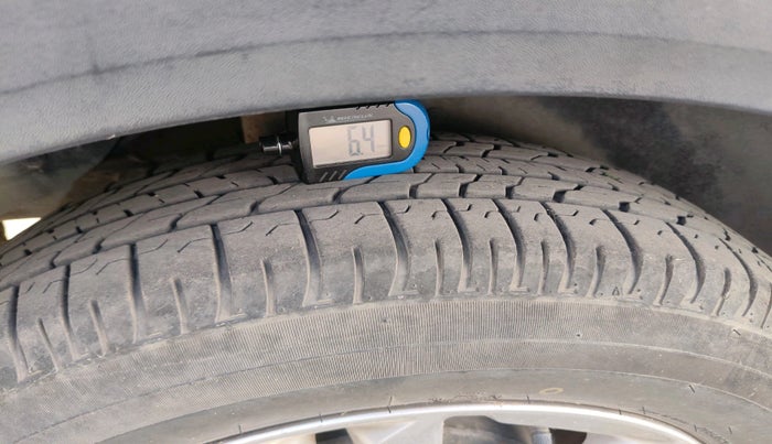 2016 Hyundai Creta SX PLUS 1.6 PETROL, Petrol, Manual, 37,267 km, tyre