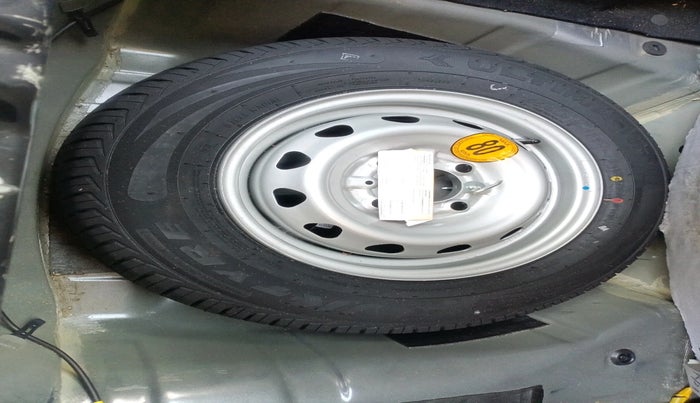 2024 Tata Tiago XTA PETROL, Petrol, Automatic, 6,954 km, tyre