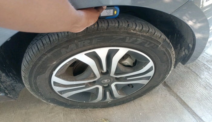 2024 Tata Tiago XTA PETROL, Petrol, Automatic, 6,954 km, tyre