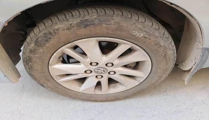 2018 Toyota Innova Crysta 2.4 GX AT 8 STR, Diesel, Automatic, 82,418 km, tyre