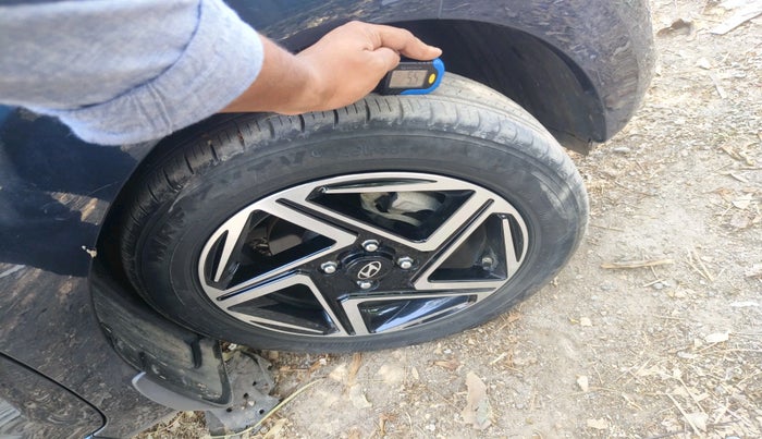 2024 Hyundai GRAND I10 NIOS ASTA AMT 1.2 KAPPA VTVT, Petrol, Automatic, 45,000 km, tyre