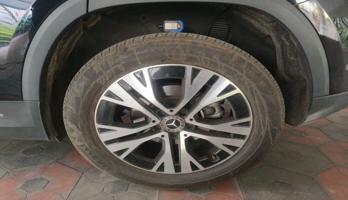 2024 Mercedes Benz GLA Class 200, Petrol, Automatic, 15,152 km, tyre