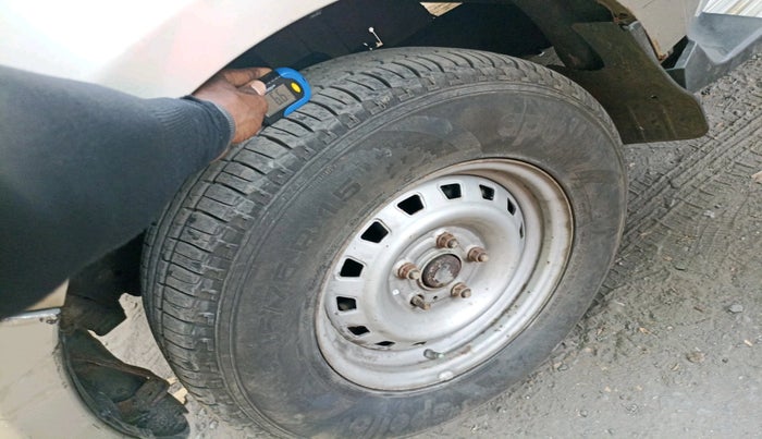 2011 Mahindra Xylo D2 BS III, Diesel, Manual, 1,46,162 km, tyre