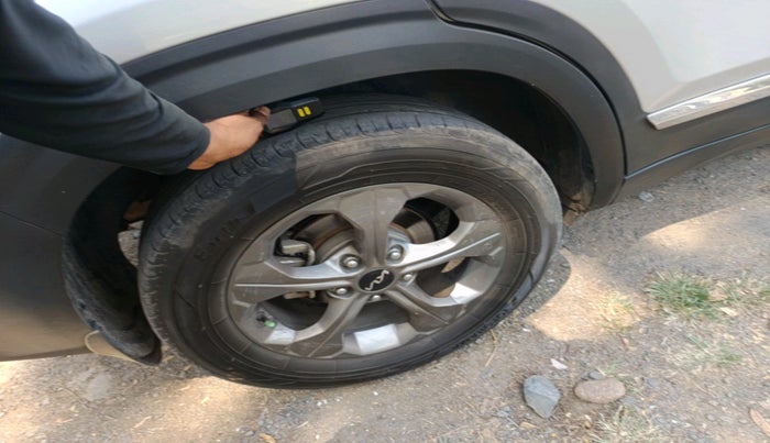 2023 KIA SELTOS HTK PLUS 1.5 IMT, Petrol, Manual, 1,08,298 km, tyre