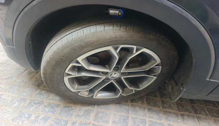 2022 Skoda KUSHAQ STYLE 1.5L TSI MT, Petrol, Manual, 67,172 km, tyre