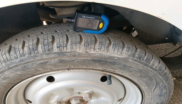 2013 Tata Nano LX, Petrol, Manual, 31,376 km, tyre