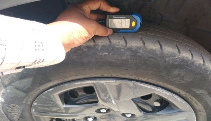 2023 Hyundai VENUE SX 1.2 PETROL, Petrol, Manual, 59,901 km, tyre