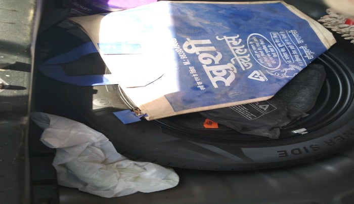 2023 Hyundai VENUE SX 1.2 PETROL, Petrol, Manual, 59,901 km, tyre