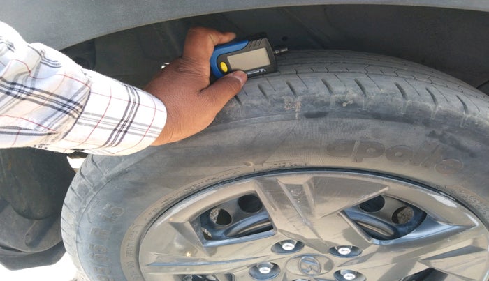 2023 Hyundai VENUE SX 1.2 PETROL, Petrol, Manual, 59,901 km, tyre