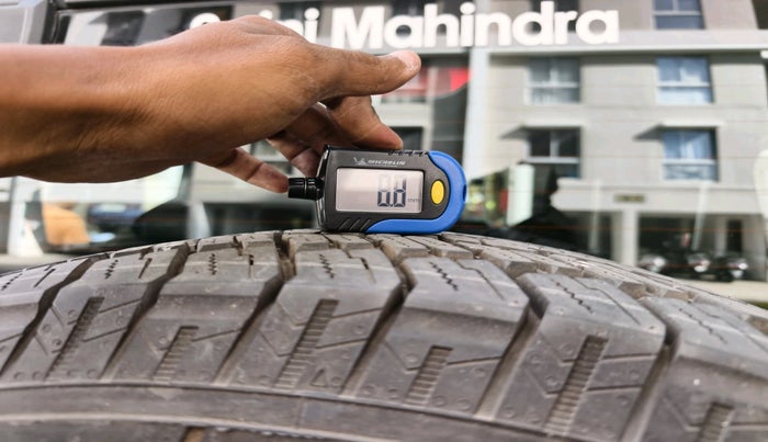 2023 Mahindra Thar LX PETROL HT 4WD AT, Petrol, Automatic, 8,663 km, tyre