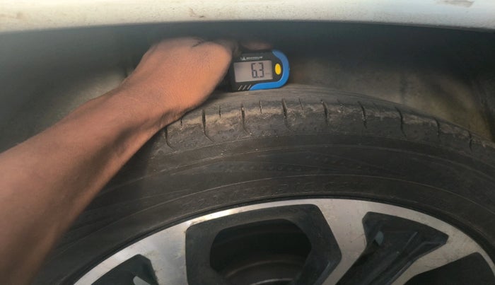 2021 Jeep Compass MODEL S (O) 1.4 PETROL DCT, Petrol, Automatic, 62,070 km, tyre