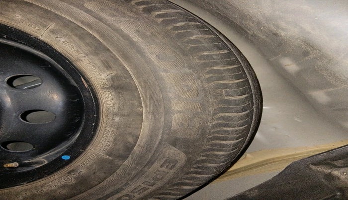 2018 Maruti Swift VXI, Petrol, Manual, 46,515 km, tyre