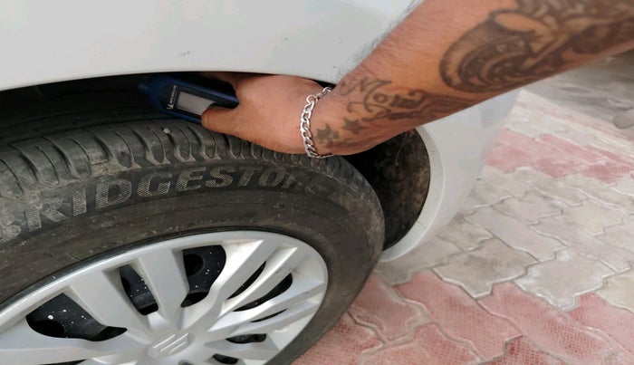 2019 Maruti Dzire VXI, Petrol, Manual, 35,097 km, tyre