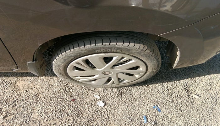 2016 Maruti Wagon R 1.0 VXI, Petrol, Manual, 42,669 km, tyre