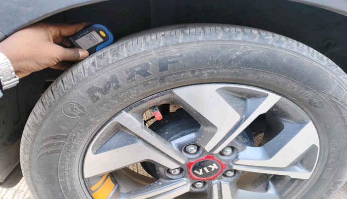 2021 KIA SONET GTX PLUS 1.0 DCT, Petrol, Automatic, 28,029 km, tyre