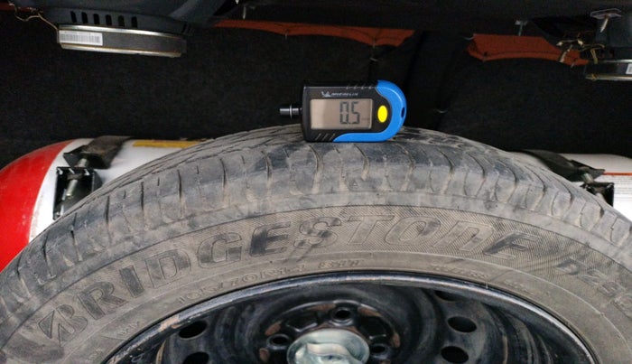 2019 Maruti Celerio VXI CNG, CNG, Manual, 66,238 km, tyre