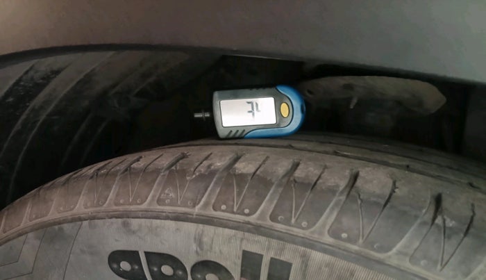 2021 KIA SONET HTX 1.0 IMT, Petrol, Manual, 41,975 km, tyre