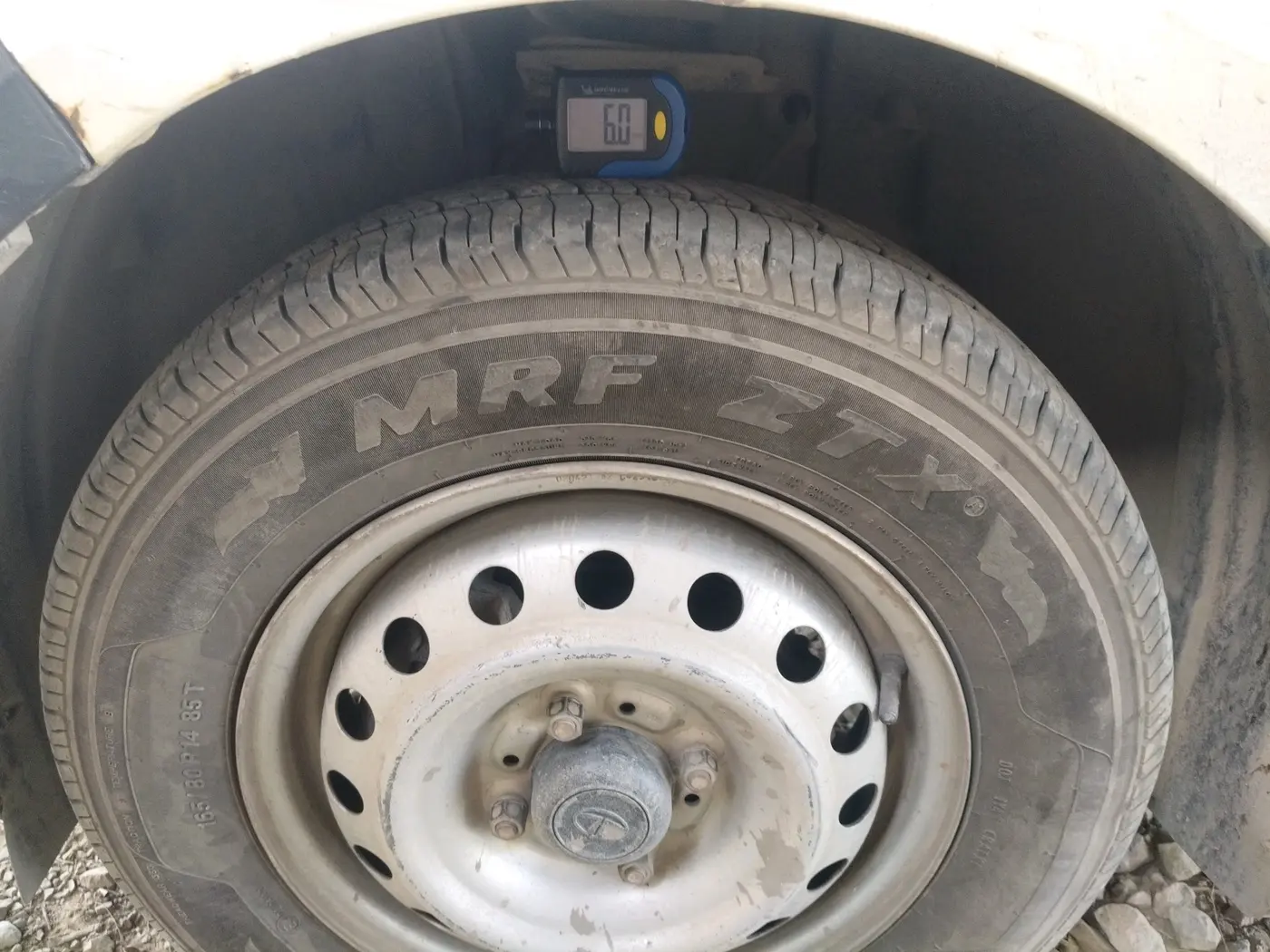 2021 Tata ALTROZ XE PETROL, Petrol, Manual, 61,751 km, tyre