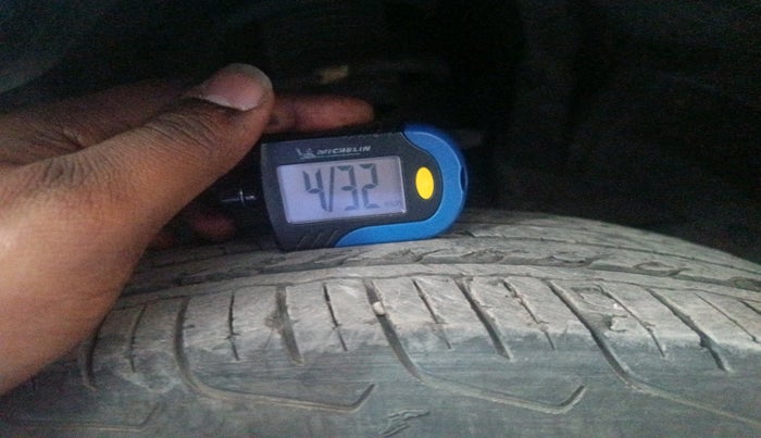 2023 Maruti FRONX DELTA PLUS 1.2L AGS, Petrol, Automatic, 29,523 km, tyre