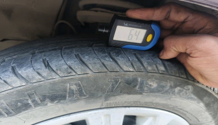 2018 Tata Tiago XZ PETROL, Petrol, Manual, 89,560 km, tyre