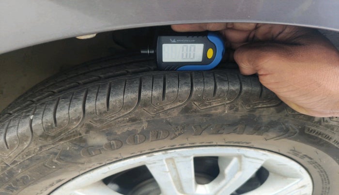 2018 Tata Tiago XZ PETROL, Petrol, Manual, 89,560 km, tyre