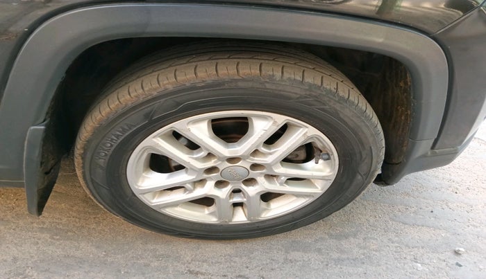 2017 Jeep Compass LIMITED 2.0 DIESEL, Diesel, Manual, 1,22,896 km, tyre