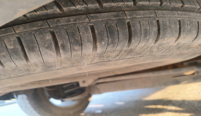 2020 Tata Harrier XT 2.0L KRYOTEC, Diesel, Manual, 74,633 km, tyre