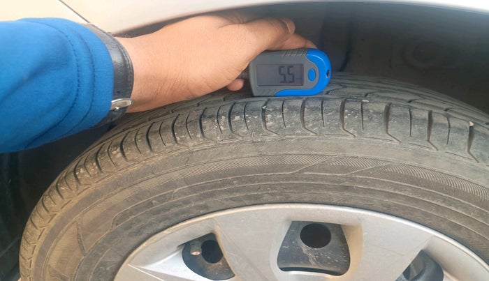 2015 Hyundai Elite i20 MAGNA 1.4 CRDI, Diesel, Manual, 95,942 km, tyre