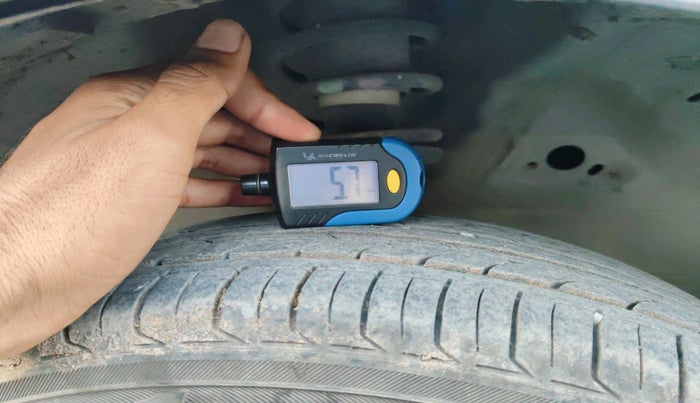 2015 Maruti Wagon R 1.0 VXI, Petrol, Manual, 41,308 km, tyre