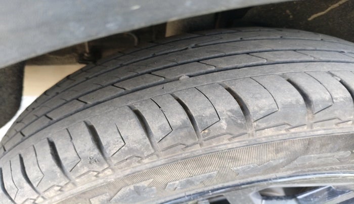 2025 KIA Carens Clavis HTK 1.5 Petrol MT, Petrol, Manual, 13,117 km, tyre