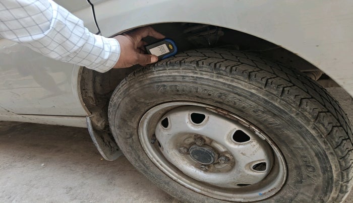 2015 Maruti Eeco 5 STR WITH A/C+HTR, Petrol, Manual, 45,298 km, tyre