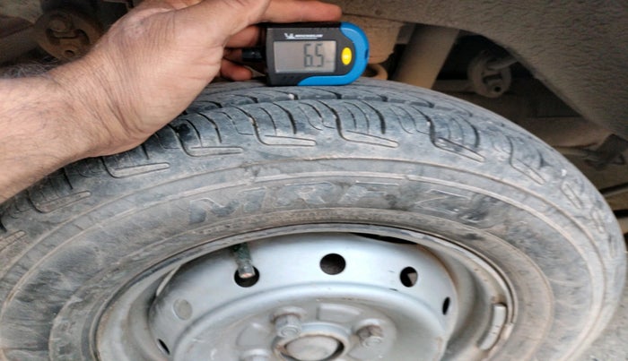 2011 Maruti Alto LXI, Petrol, Manual, 1,30,784 km, tyre