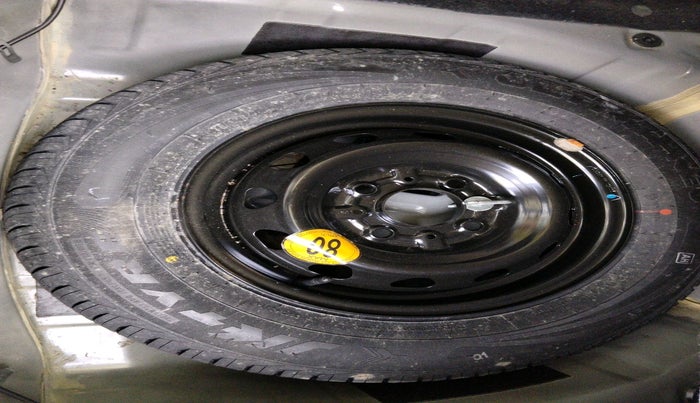 2021 Tata Tiago XT (O) PETROL, Petrol, Manual, 6,073 km, tyre