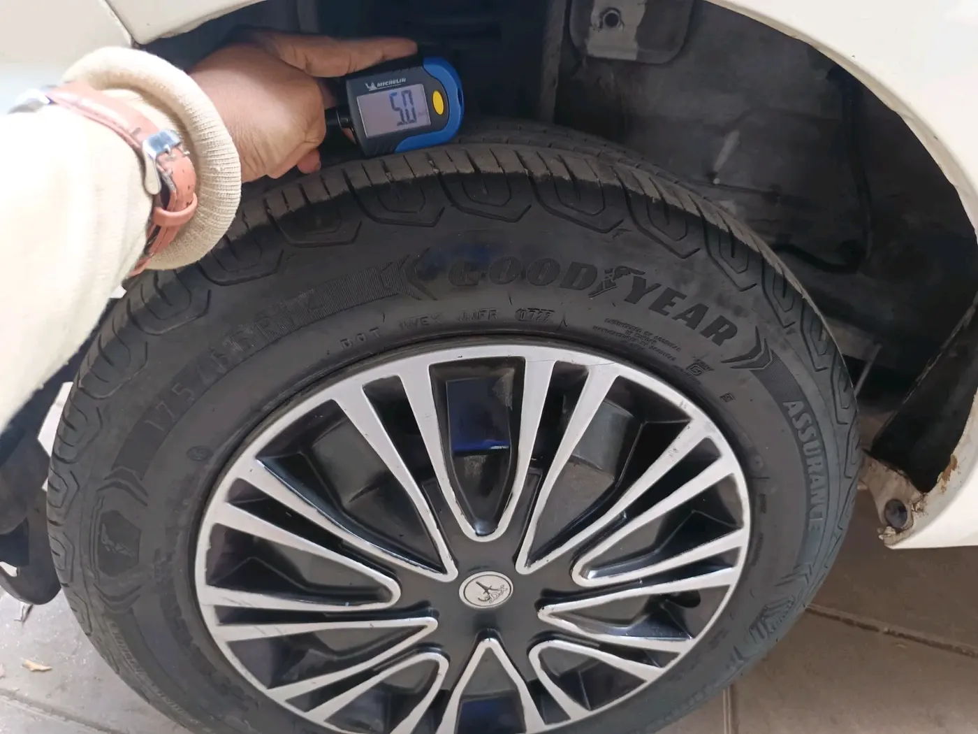2022 Tata Tiago XT CNG, CNG, Manual, 48,258 km, tyre