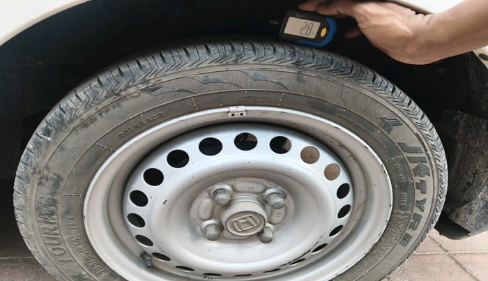 2014 Honda Amaze 1.2L I-VTEC EX, Petrol, Manual, 45,669 km, tyre