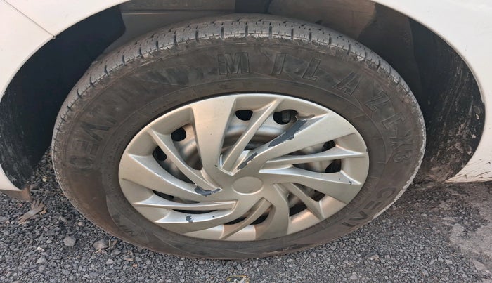 2020 Hyundai NEW SANTRO MAGNA, Petrol, Manual, 46,934 km, tyre