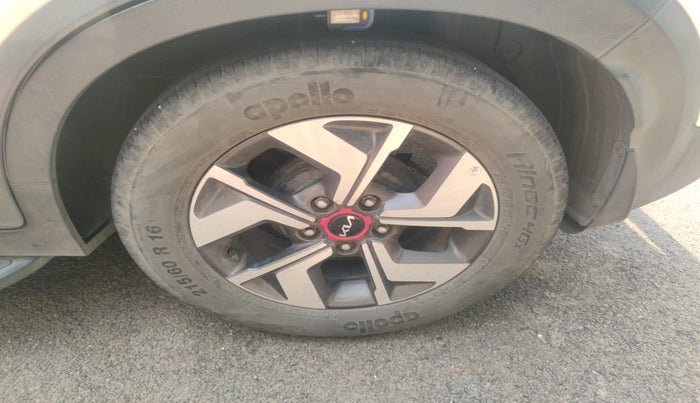 2023 KIA SONET GTX PLUS 1.0 DCT, Petrol, Automatic, 86,263 km, tyre