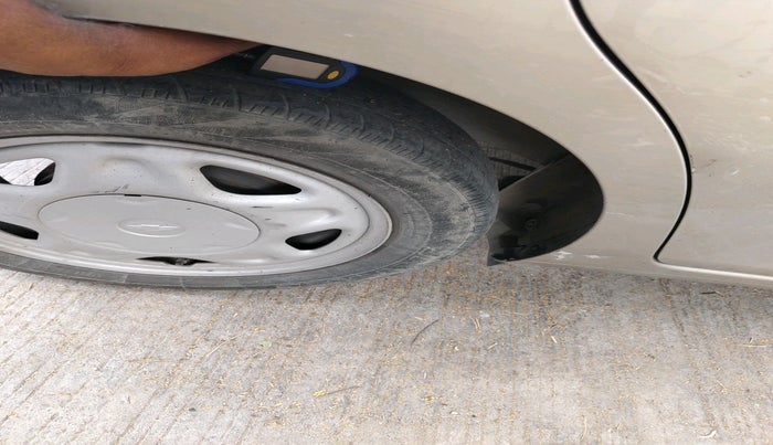 2011 Chevrolet Beat LS PETROL, Petrol, Manual, 35,216 km, tyre