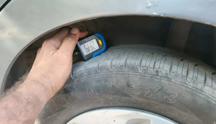 2015 Maruti Celerio VXI CNG, CNG, Manual, 1,65,287 km, tyre