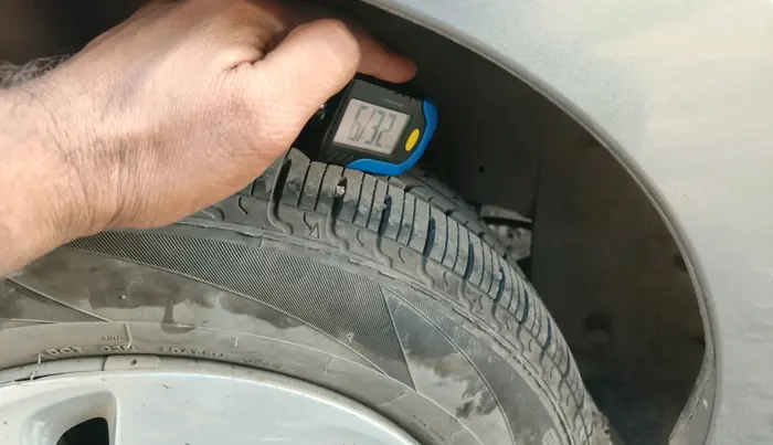 2015 Maruti Celerio VXI CNG, CNG, Manual, 1,65,287 km, tyre