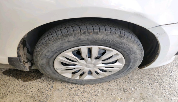 2012 Maruti Swift Dzire VDI, Diesel, Manual, 2,13,510 km, tyre